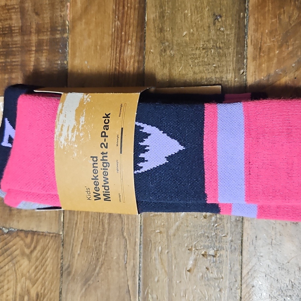 Burton Youth Weekend Midweight Socks: 2 Pack: PINK/PURPLE: NEW IN PACK: SIZE S/M